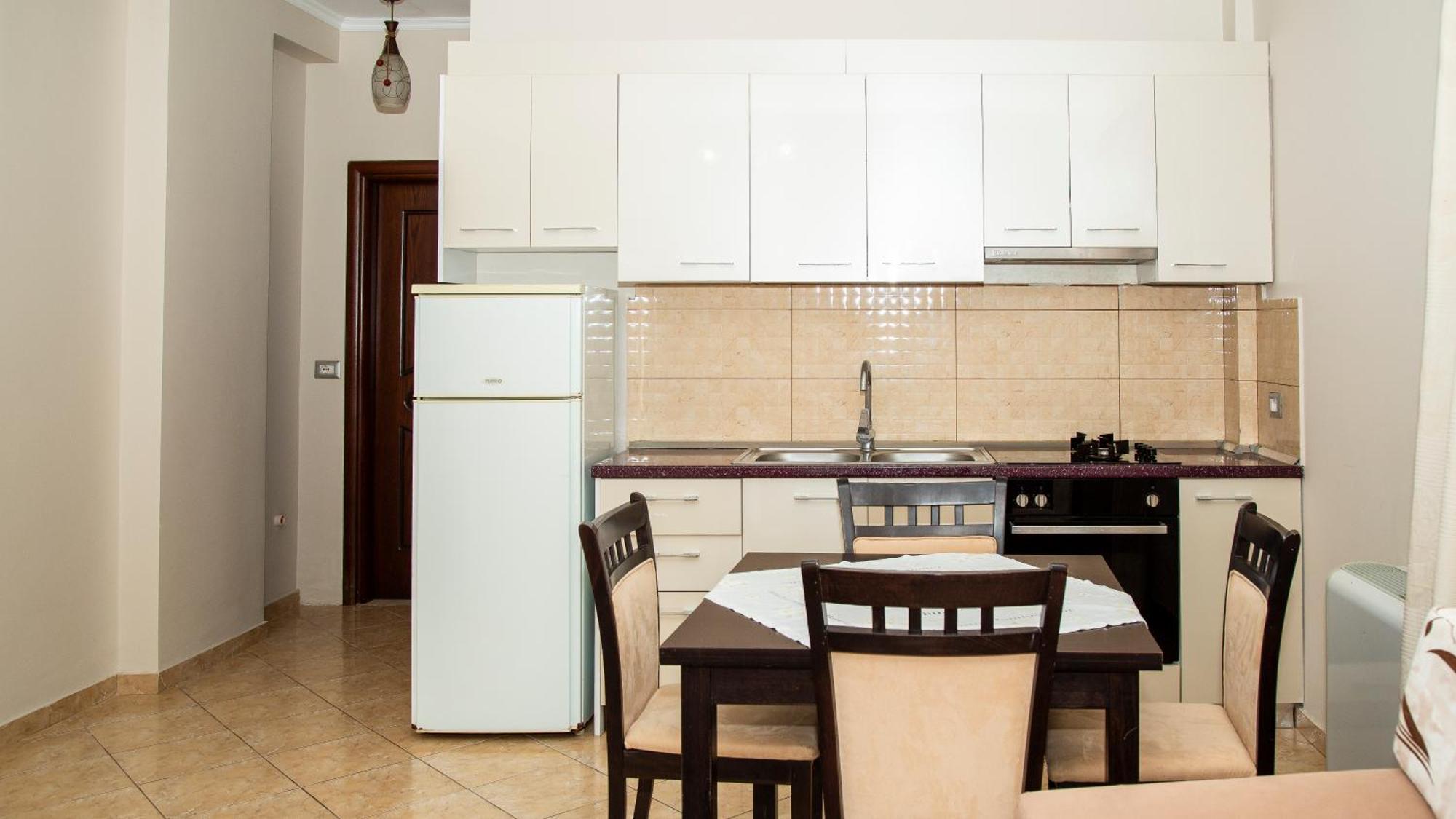 Vila Florika Hotel Borsh Esterno foto