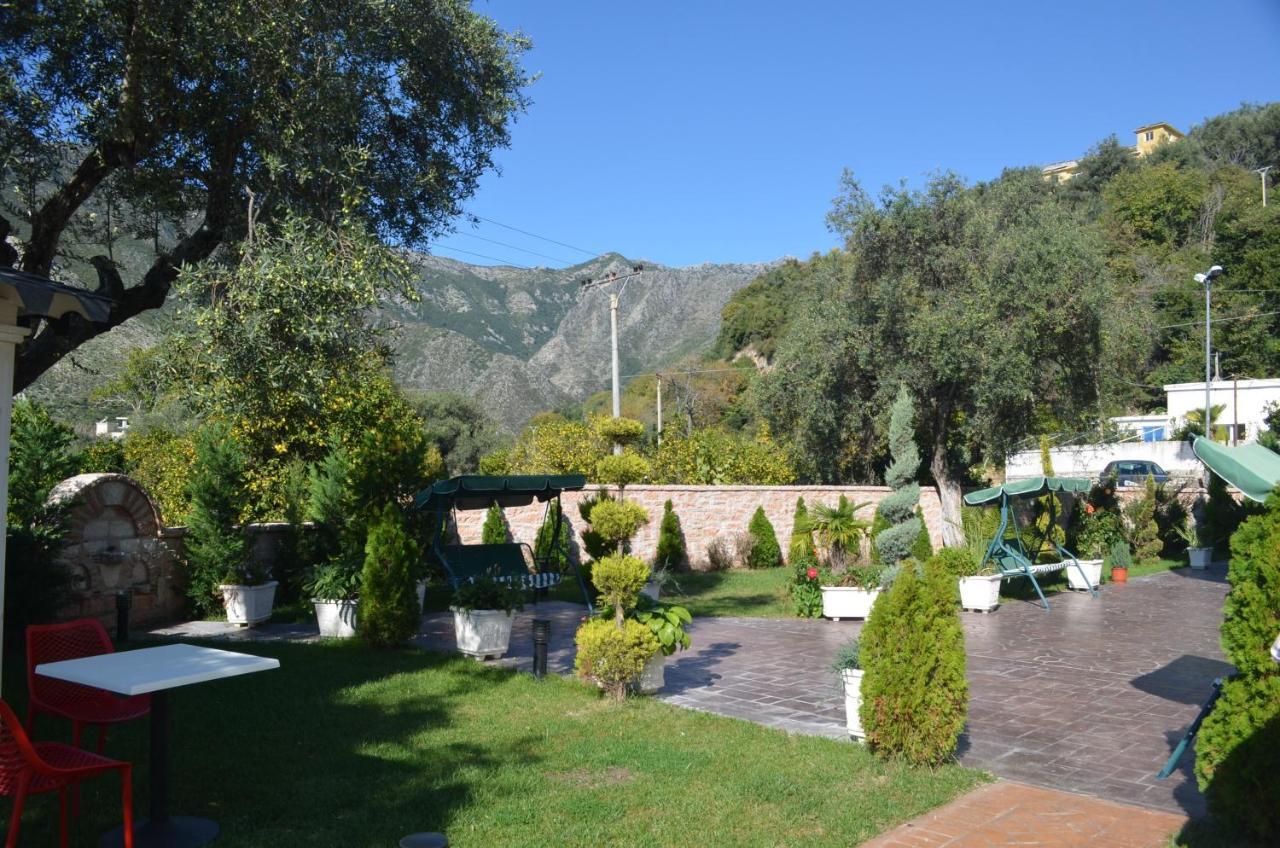 Vila Florika Hotel Borsh Esterno foto