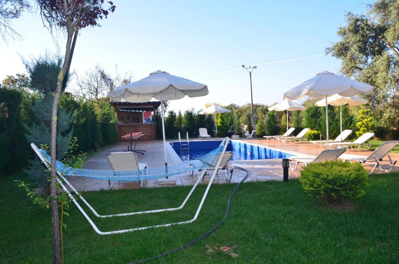 Vila Florika Hotel Borsh Esterno foto